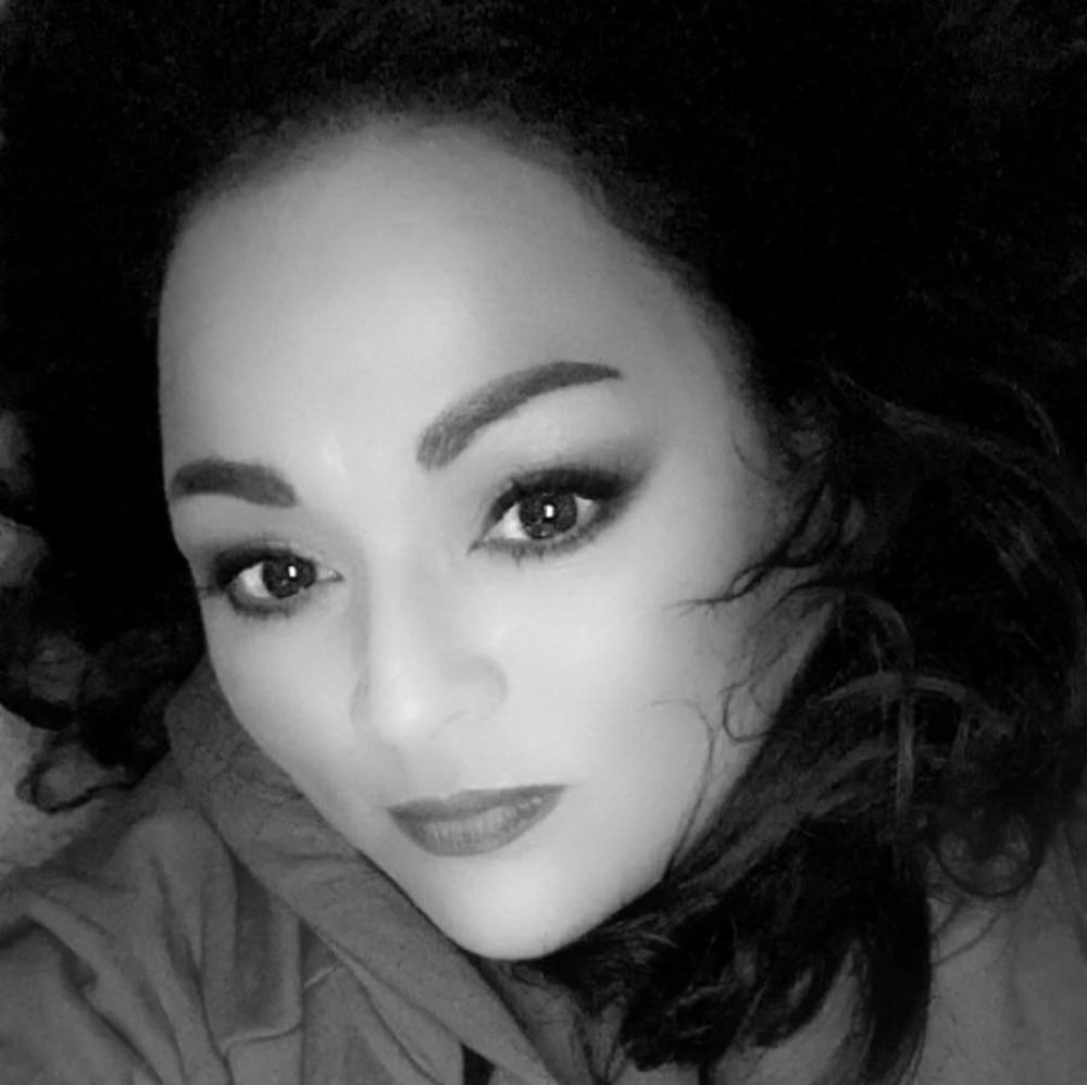 Meet your Posher, Linda